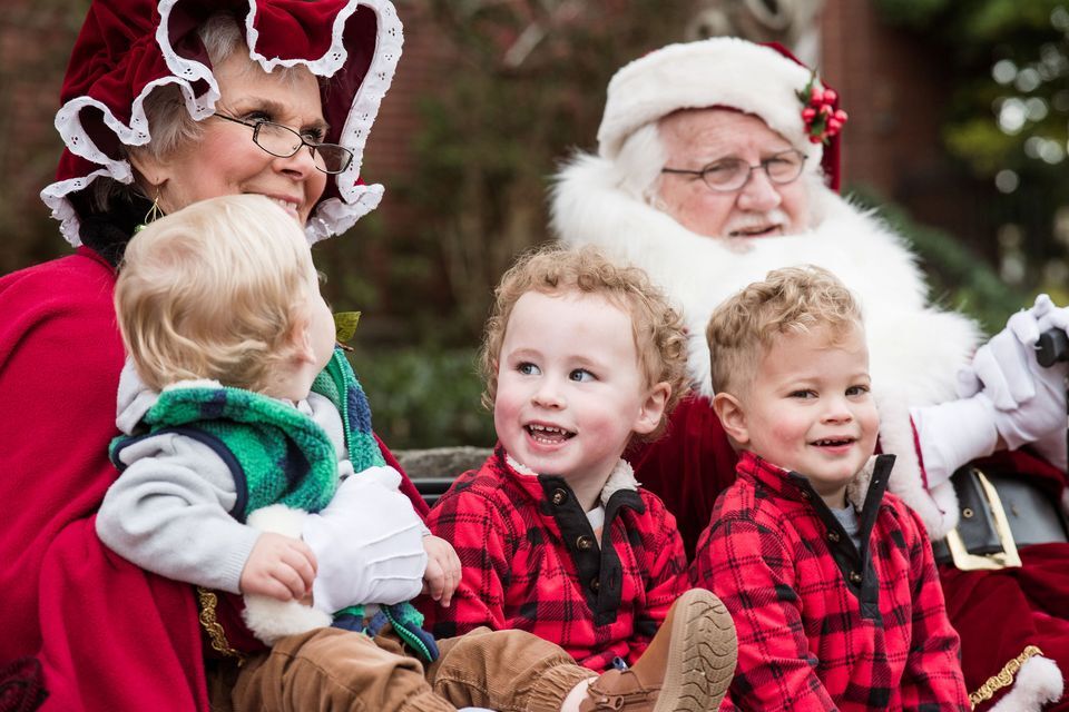 Mrs. Clause & Santa with Children